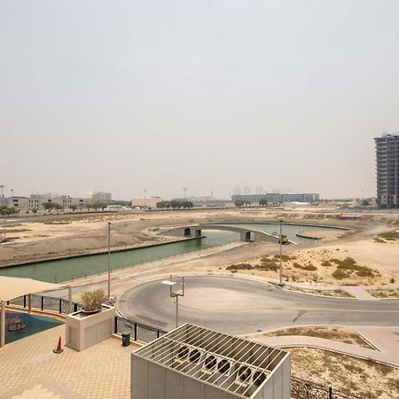 Frank Porter - Canal Residence Dubai Bagian luar foto