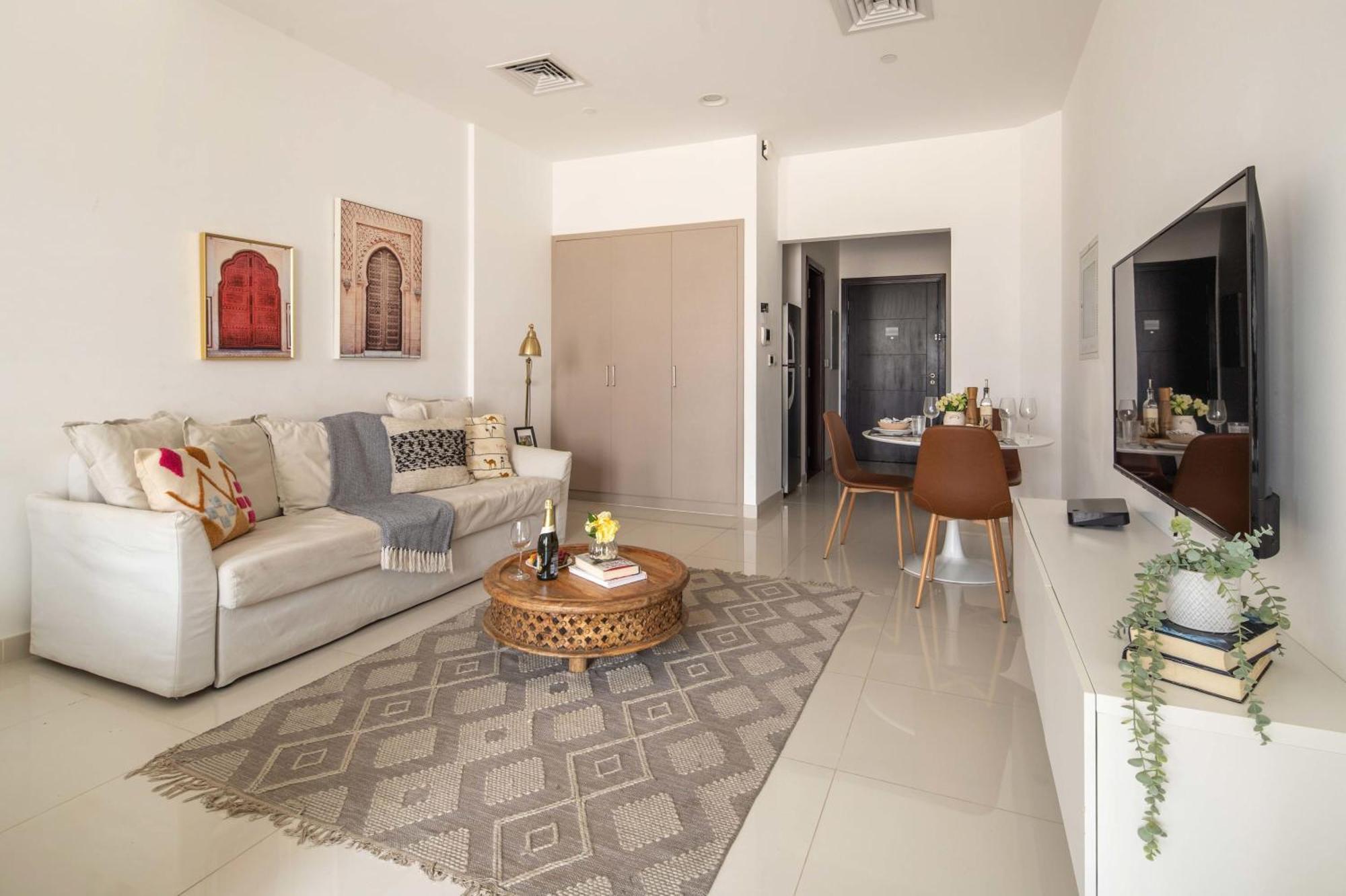 Frank Porter - Canal Residence Dubai Bagian luar foto