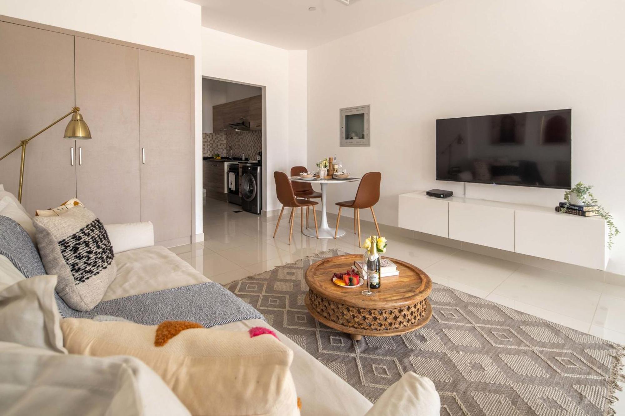 Frank Porter - Canal Residence Dubai Bagian luar foto